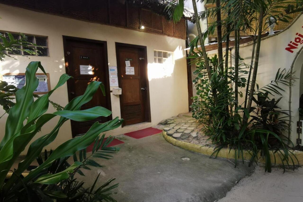 Reddoorz Premium @ Nigi Nigi Nu Noos Station 2 Boracay Hotell Balabag  Eksteriør bilde